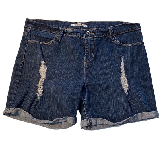 Twenty One Denim Medium Wash Denim Distressed Stretch Cuffed Hem Women Short 30 - Picture 1 of 8